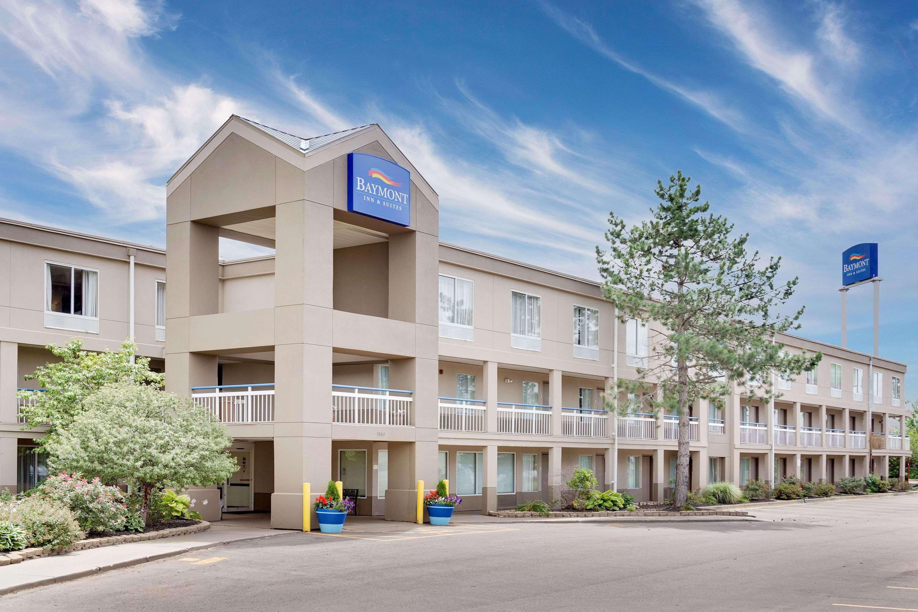 Baymont By Wyndham Kalamazoo East Dış mekan fotoğraf